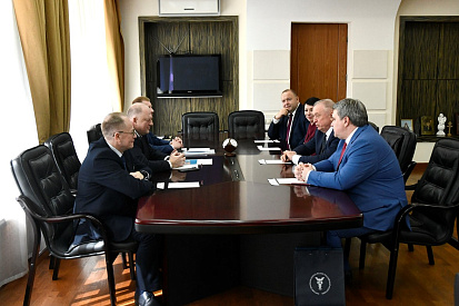 Председатель Законодательного Собрания встретился с президентом Торгово-промышленной палаты РФ - новости Афанасий