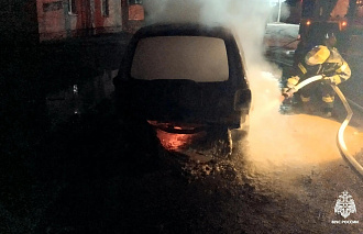 В Бежецке ночью сгорел автомобиль - новости Афанасий