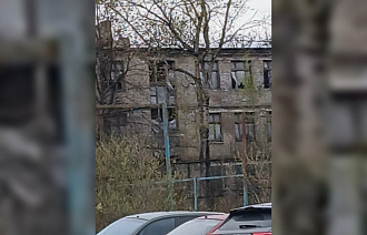 Жители Химинститута требуют снести опасную школу-заброшку - новости Афанасий