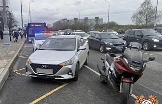 В Твери мотоциклист сбил выходившую из машины девушку - новости Афанасий