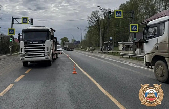 Девочка-подросток попала под грузовик на М10 в Вышнем Волочке - новости Афанасий