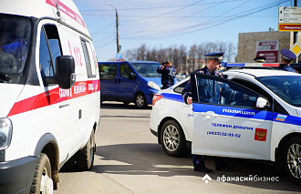 Мотоциклист столкнулся со встречным автомобилем под Тверью - новости Афанасий