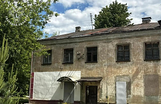 Ветер сорвал листы кровли многоквартирного дома в Ржеве - новости Афанасий