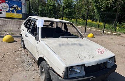 В Твери собираются эвакуировать автомобиль, изрисованный ругательствами - новости Афанасий