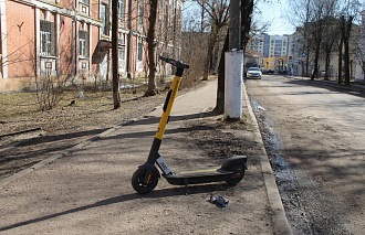 В Лихославле Тверской области в ДТП погиб водитель электросамоката - новости Афанасий