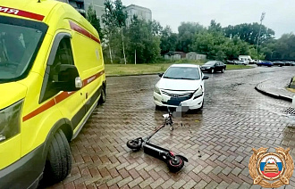 В Твери на улице Фрунзе 10-летний мальчик на самокате въехал в легковушку - новости Афанасий