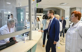Подарок от Виталия Королева ко Дню медика: внимание и понятные перспективы  - новости Афанасий