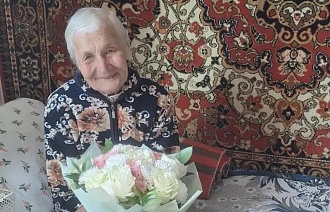 100 лет отмечает сегодня ветеран Елена Ильинична Яремчук из Вышнего Волочка - новости Афанасий