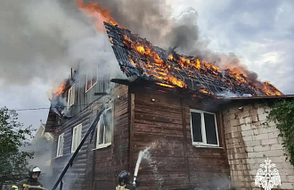 В Бологое загорелась крыша жилого дома - новости Афанасий