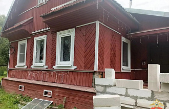 В Оленинском округе наркоман бросал кирпичи в окна тещи из ревности к жене - новости Афанасий