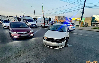 В Твери резкое перестроение привело к ДТП с пострадавшей - новости Афанасий