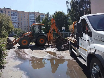 В Твери устанавливают причины затопления двора на улице Чайковского - новости Афанасий