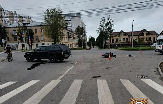 В Твери у Красинского моста произошло ДТП с мотоциклистом - новости Афанасий