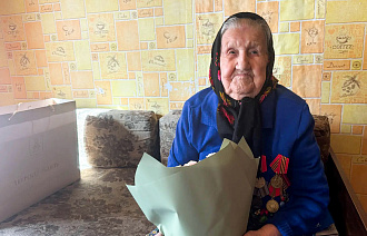 Труженица тыла Антонина Николаевна Яккина отмечает вековой юбилей - новости Афанасий