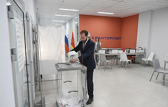 Руководитель региона Виталий Королев проголосовал на выборах - новости Афанасий
