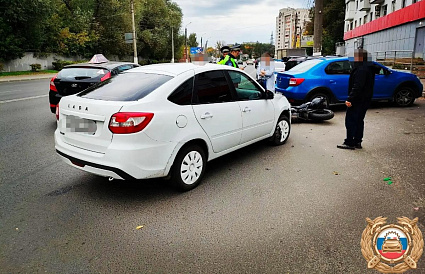 На Волоколамском проспекте в Твери автомобилистка сбила мотоциклиста - новости Афанасий
