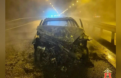 После ДТП под Конаково водитель убежал, оставив гореть свой автомобиль - новости Афанасий
