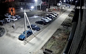В Тверской области ищут повредившего колеса автомобилей человека - новости Афанасий