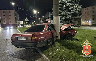 В Твери подросток за рулем автомобиля врезался в столб - новости Афанасий
