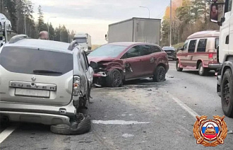 Четыре автомобиля столкнулись на трассе М10 в Тверской области - новости Афанасий